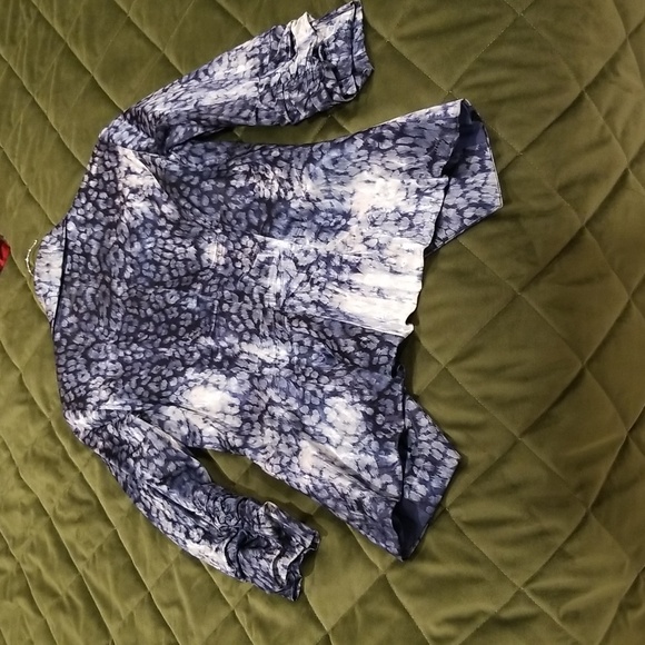 Cartise jacket made in Canada size 4 - Picture 2 of 7